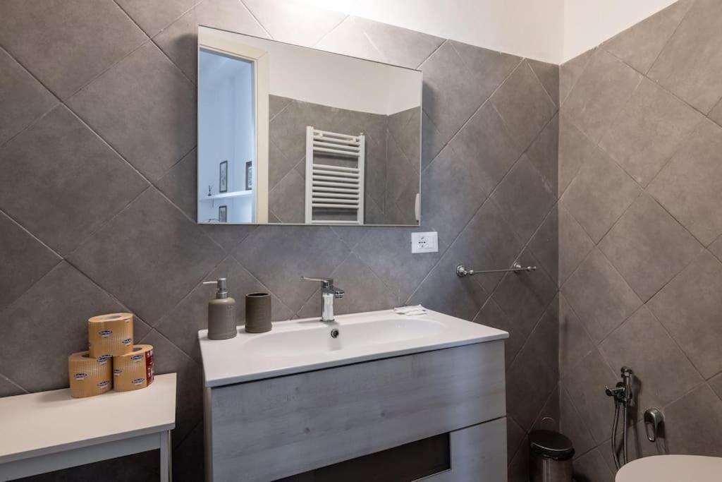Colosseum Charming Apartment 罗马 外观 照片